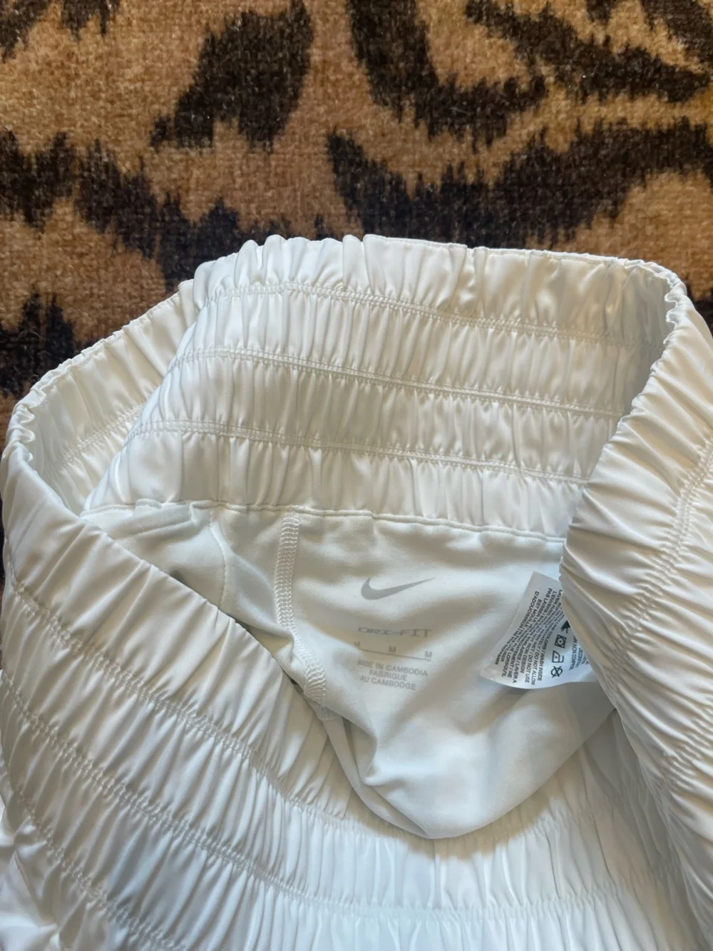 Nike White Athletic Golf/Tennis Skirt with Smocked Waist